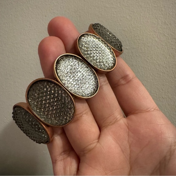 ⚜️3 for $30⚜️ Rose Gold Tone Stretch Bracelet (Vintage, Retro, Acrylic) - Picture 6 of 13